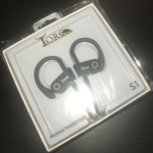 Toro Wireless Headphones Black